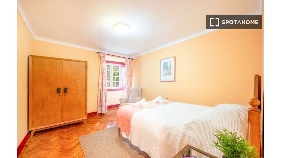 Apartment Lisbon, 5 beds — photo 9