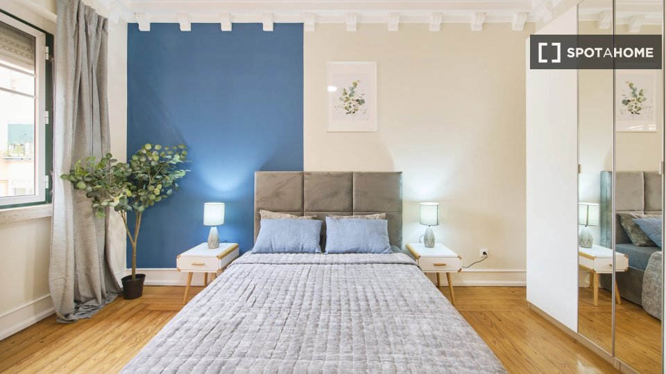 Double room Lisbon, 6 beds — photo 12