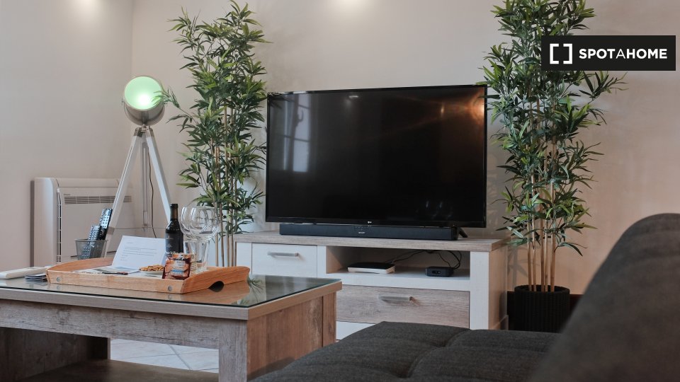 Apartment Lisbon, 4 beds, 123m² — photo 19