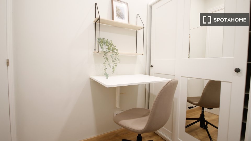 Double room Barcelona, 6 beds — photo 8