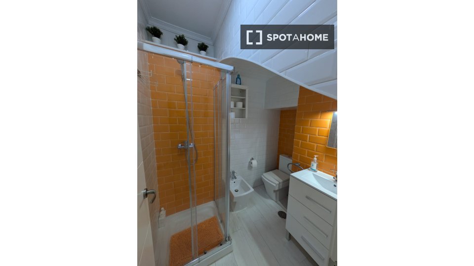 Piso de 2 dormitorios en alquiler en San Felipe, Cádiz