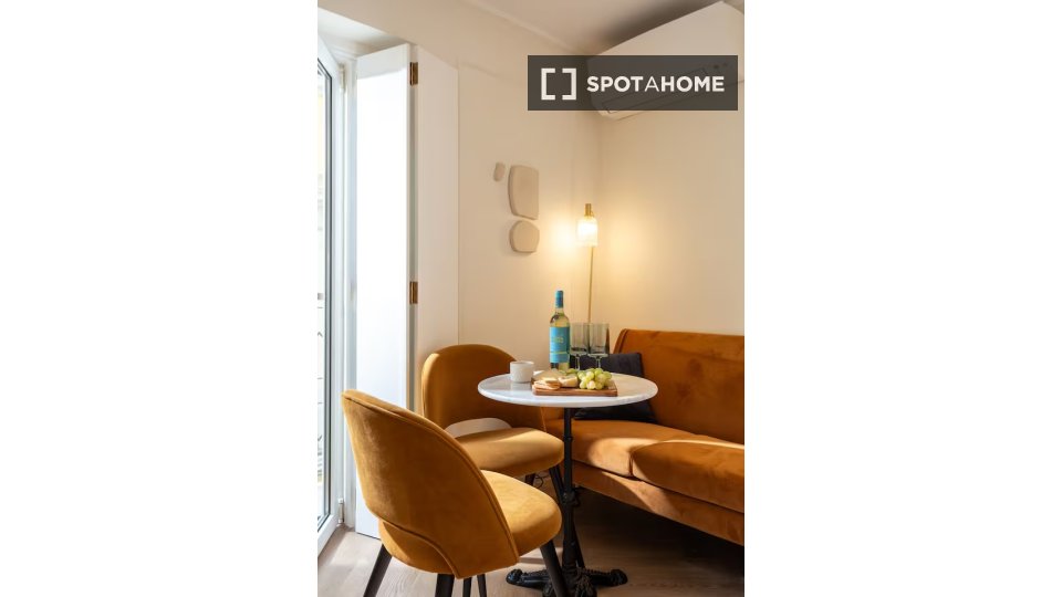 Apartment mono Lisbon — photo 15