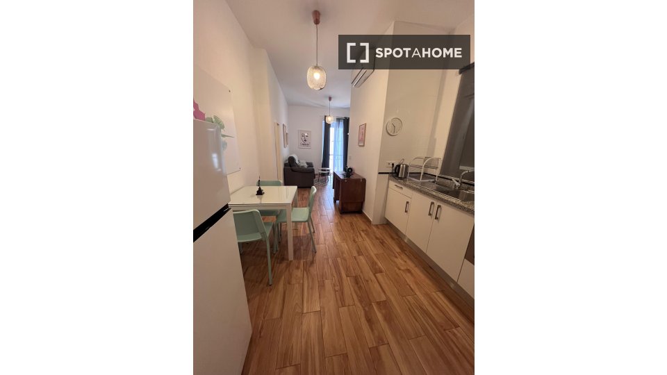 Apartment mono Seville — photo 3