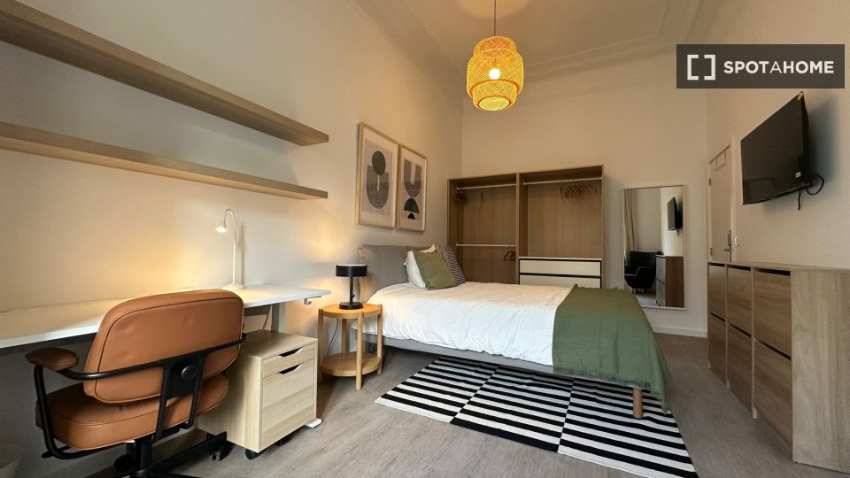 Double room Lisbon, 6 beds, 160m² — photo 26