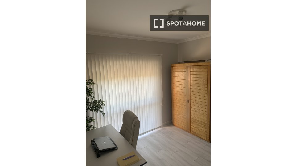 Double room Lisbon, 2 beds, 100m² — photo 11