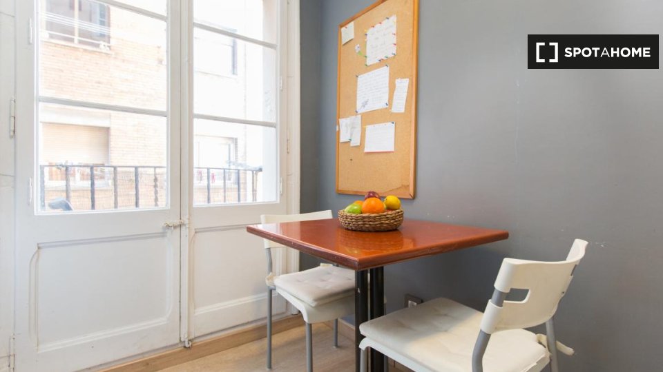 Apartment Barcelona, 2 beds, 55m² — photo 11