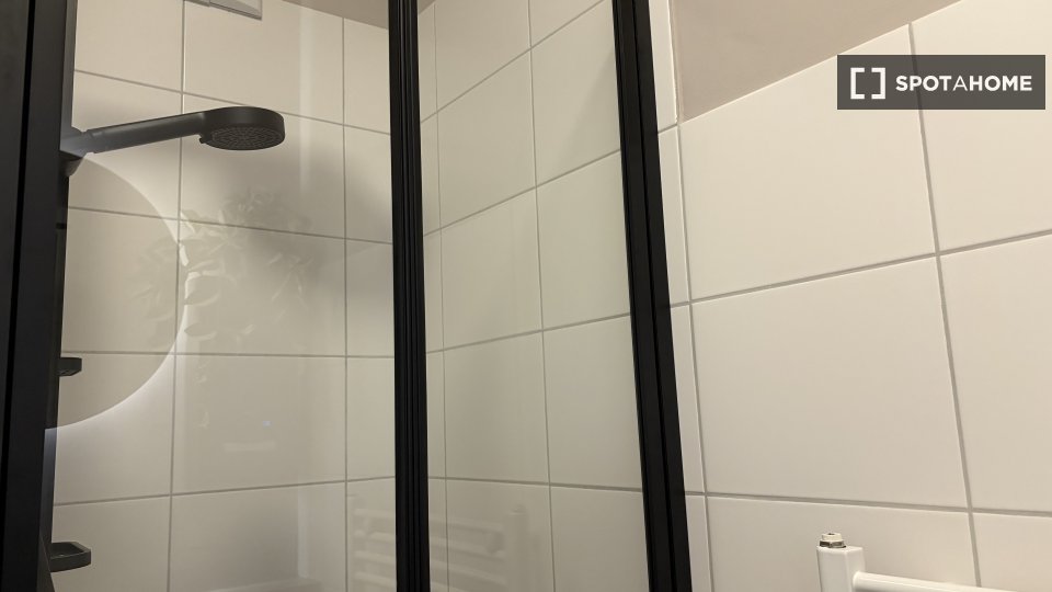 Apartment mono Cologne, 34m² — photo 4