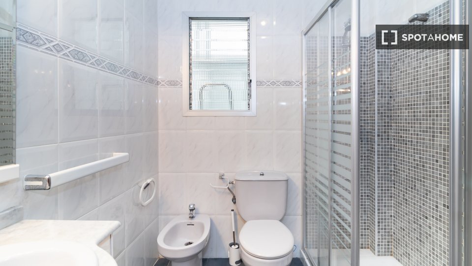 Apartment Valencia, 2 beds, 75m² — photo 4