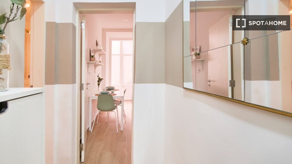 Apartment Lisbon, 1 bed — photo 6