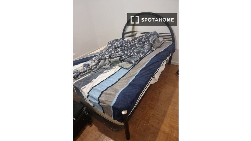 Double room Lisbon, 6 beds — photo 12
