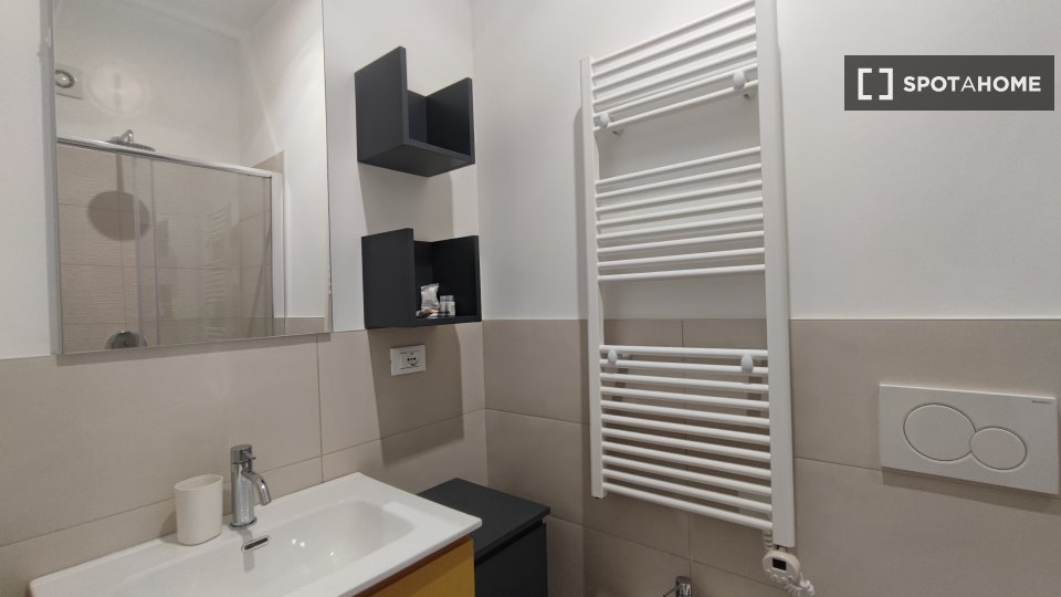 Apartment Milan, 2 beds, 78m² — photo 4