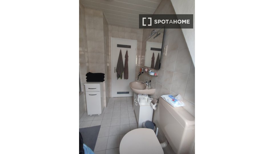 Apartment mono Stuttgart, 60m² — photo 24