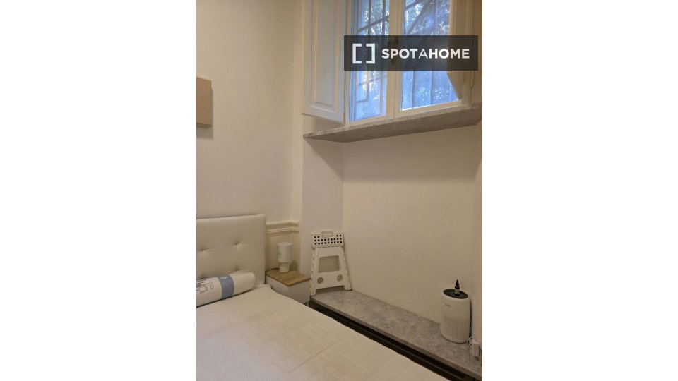 Double room Rome, 4 beds, 102m² — photo 13