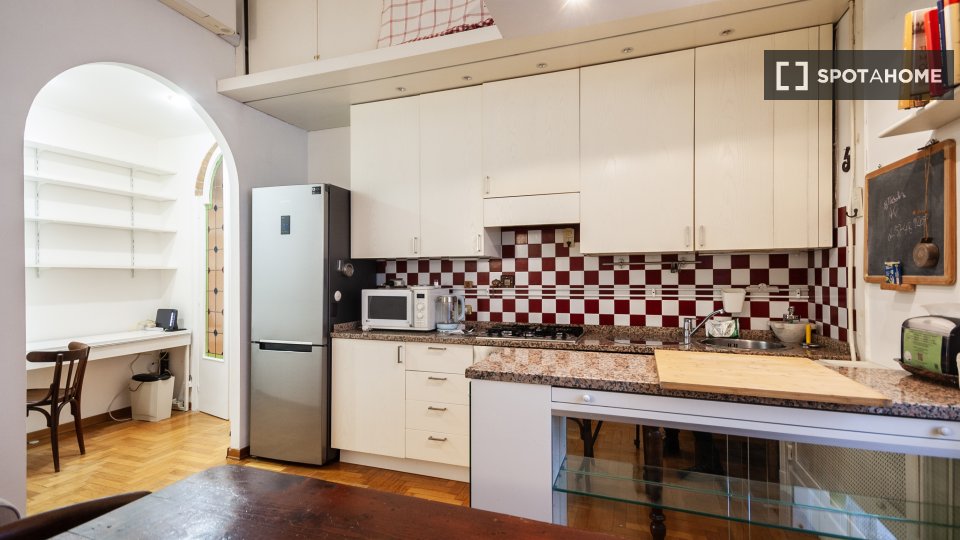 Apartment Milan, 1 bed — photo 2
