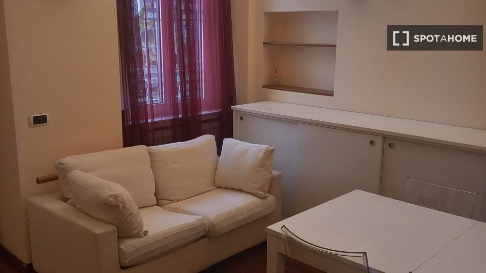 Apartment Milan, 1 bed — photo 5