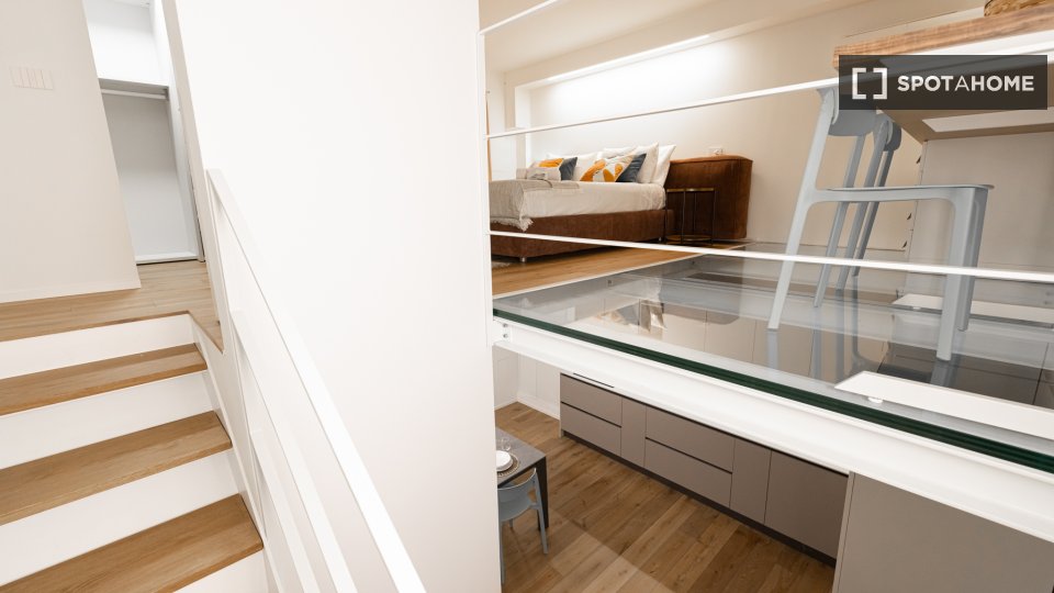 Apartment Milan, 1 bed, 70m² — photo 1