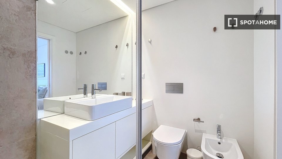 Apartment mono Lisbon, 50m² — photo 15