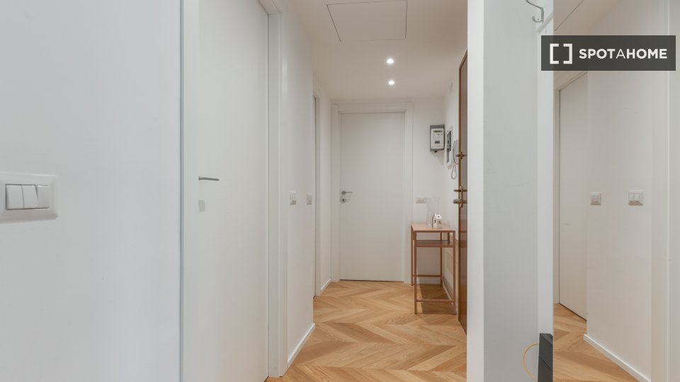 Apartment Milan, 2 beds, 69m² — photo 16