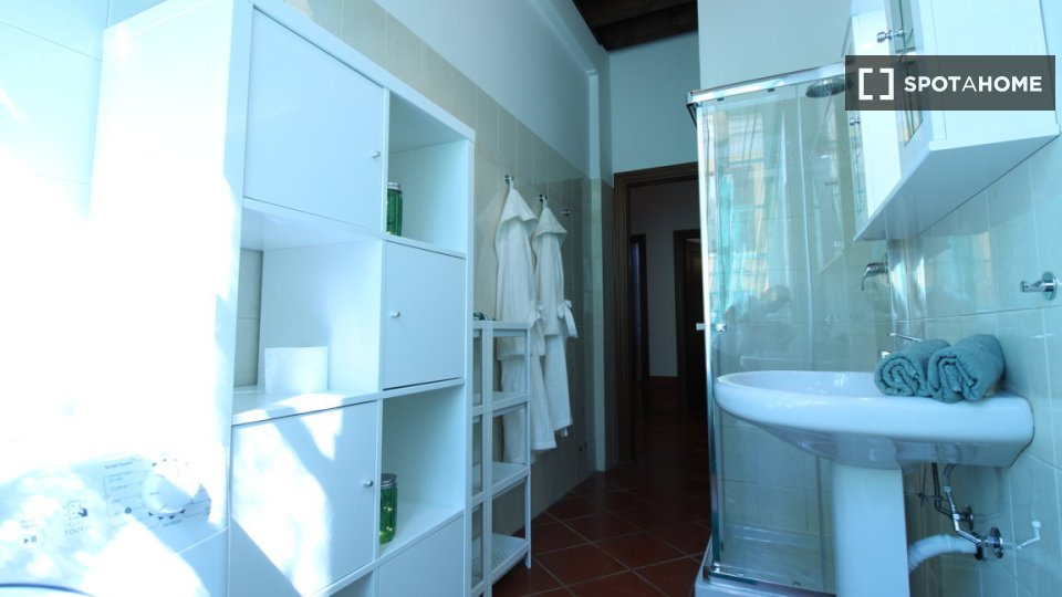 Double room Brescia, 5 beds — photo 19