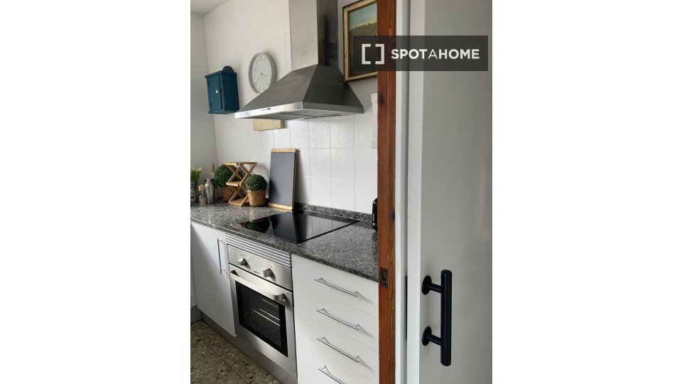 Apartment Barcelona, 3 beds — photo 18