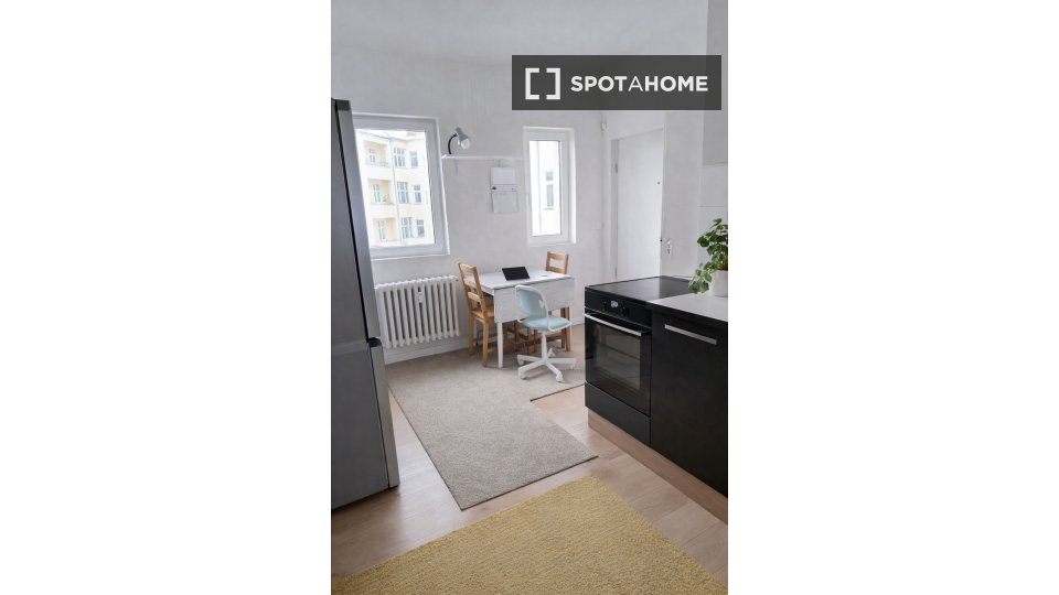 Apartment Berlin, 3 beds, 67m² — photo 11