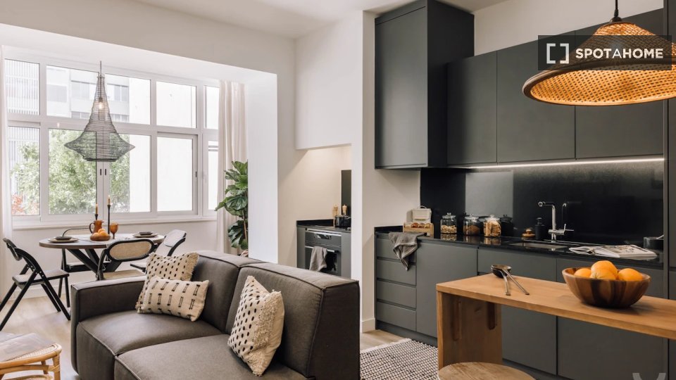 Apartment Lisbon, 1 bed, 49m² — photo 6