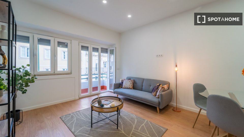 Apartment Lisbon, 3 beds, 87m² — photo 10