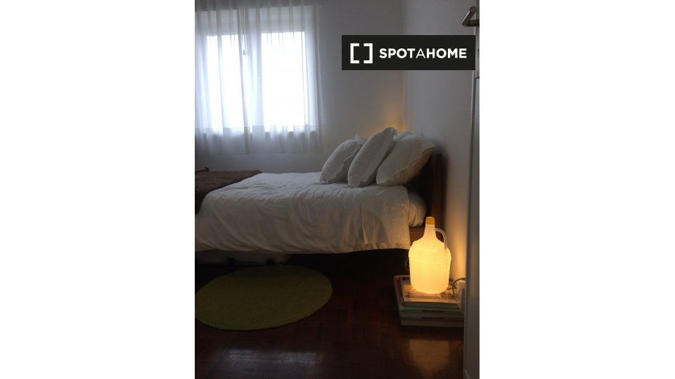 Double room Lisbon, 4 beds, 160m² — photo 3