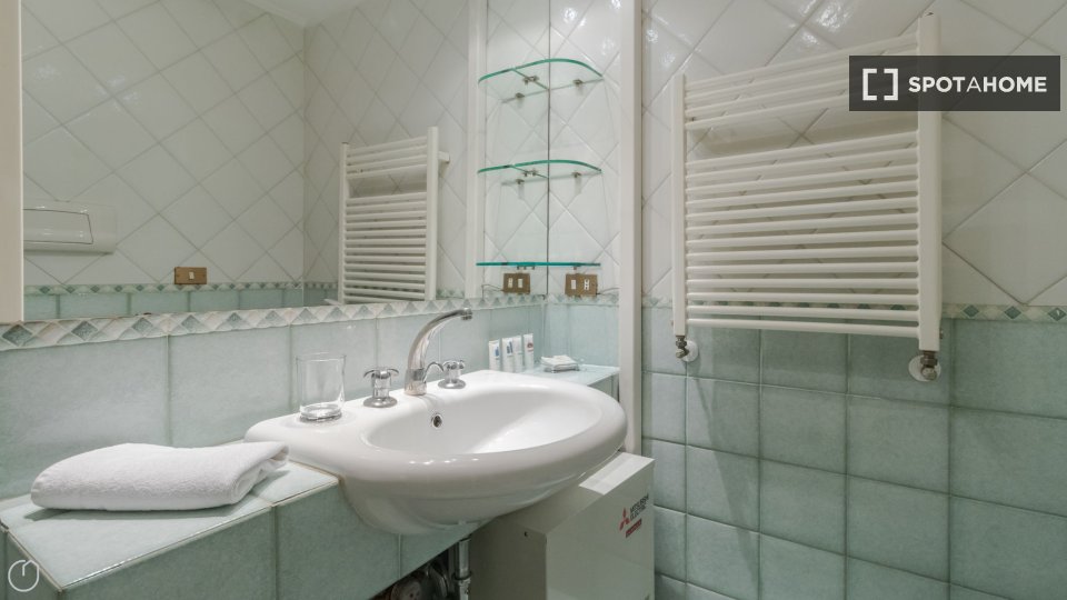 Apartment Milan, 1 bed, 50m² — photo 14
