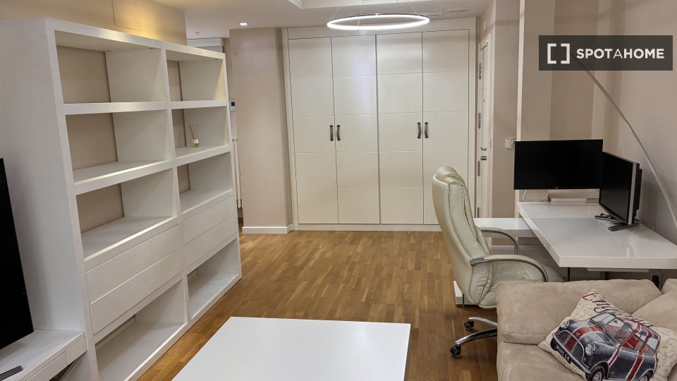 Apartment mono Seville, 66m² — photo 8