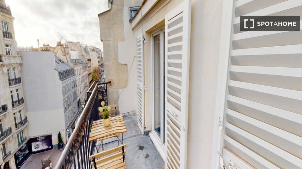 Double room Paris, 9 beds, 160m² — photo 22