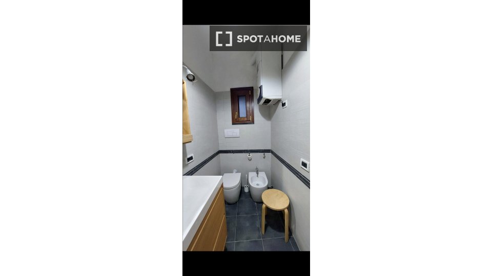 Double room Naples, 4 beds — photo 7