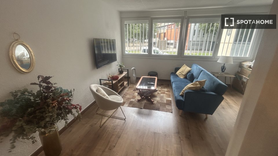 Double room Barcelona, 1 bed, 80m² — photo 7