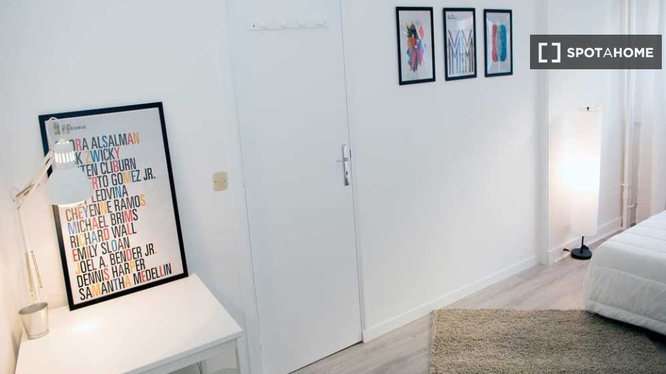 Double room Paris, 4 beds, 90m² — photo 11