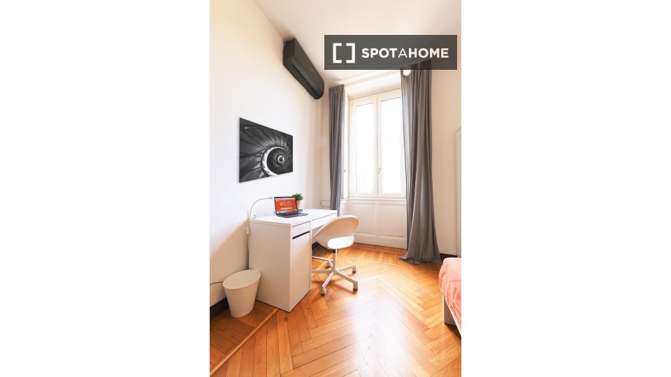 Double room Milan, 6 beds — photo 3