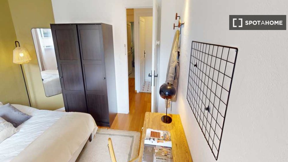 Double room Paris, 7 beds, 150m² — photo 16