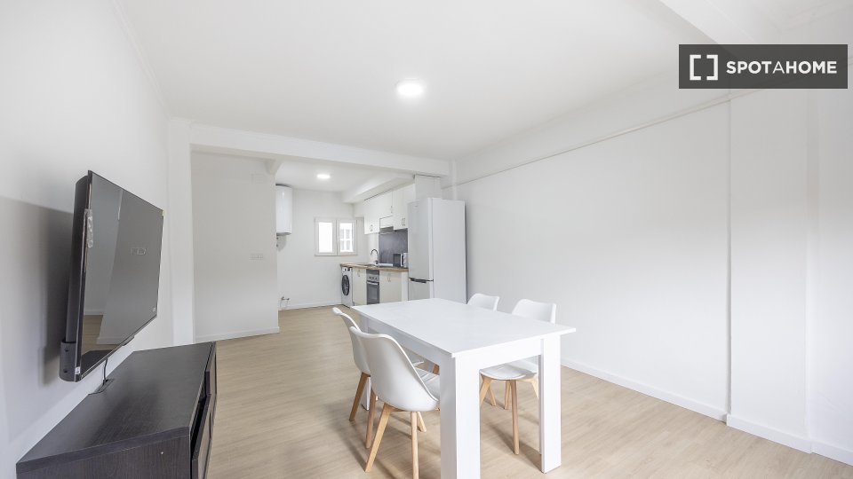 Chambre double Valence, 4 chambres, 100m² — photo 18