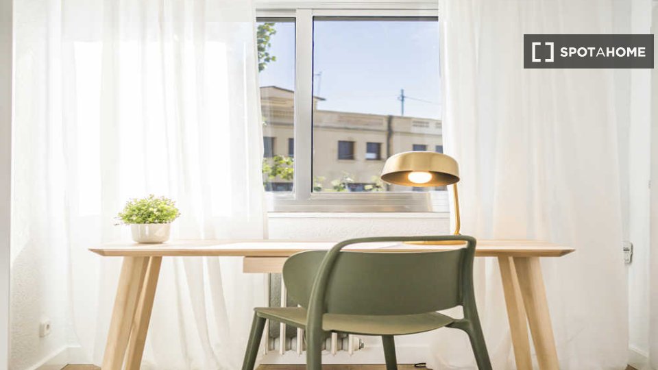 Double room Madrid, 16 beds — photo 45