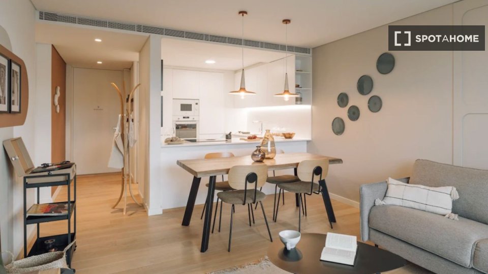 Apartment Lisbon, 1 bed — photo 1