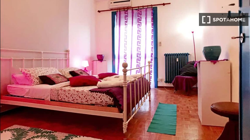 Double room Milan, 1 bed — photo 8