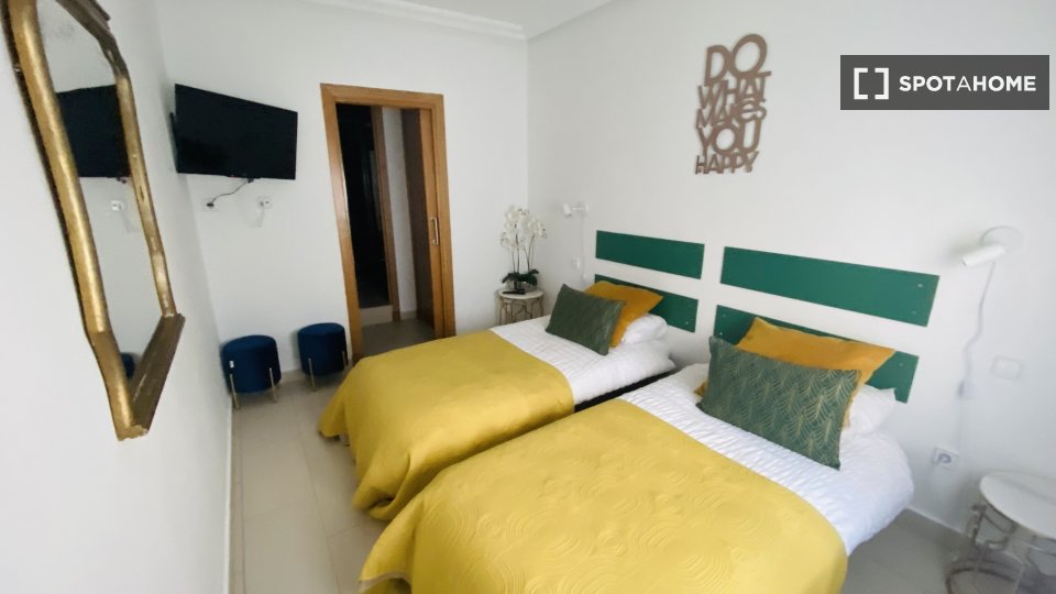 Apartment Madrid, 1 bed, 60m² — photo 1