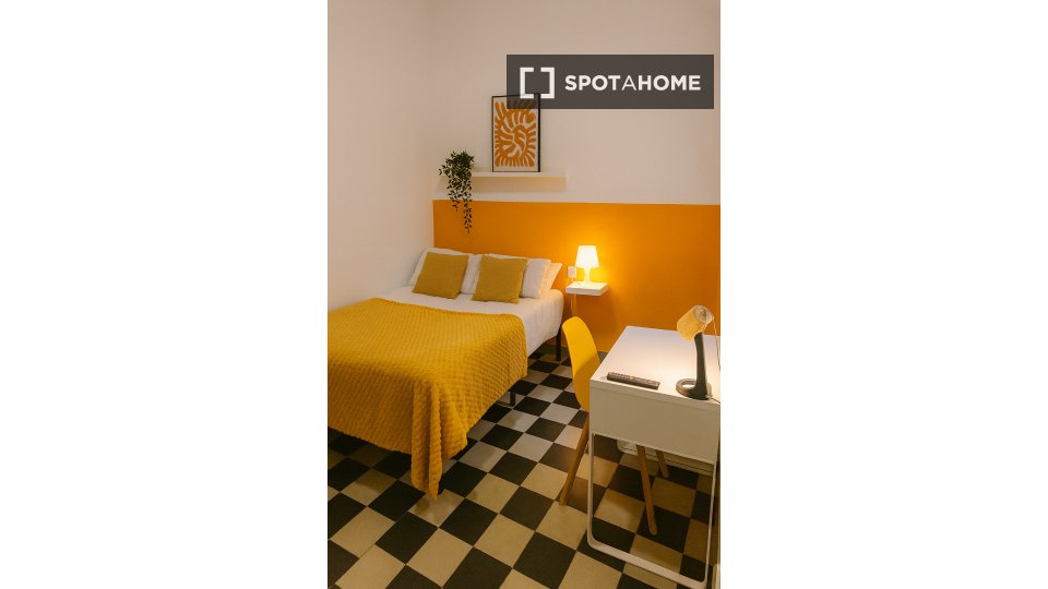 Double room Granada, 6 beds, 160m² — photo 20