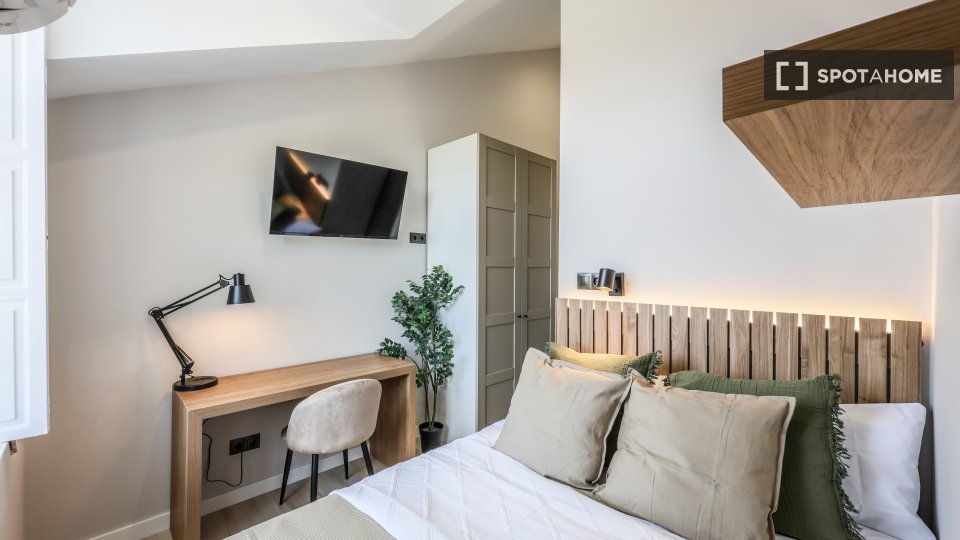 Apartment Madrid, 5 beds — photo 4