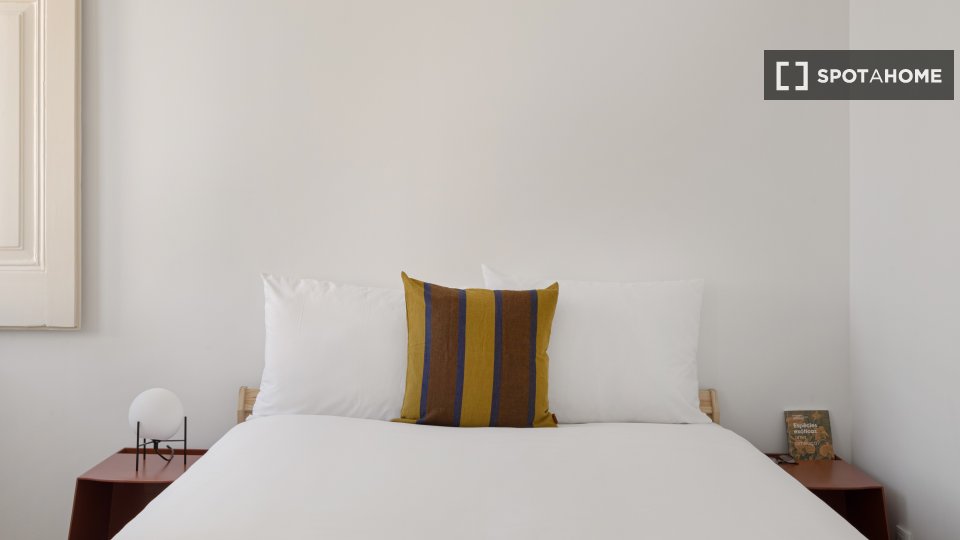 Apartment Lisbon, 1 bed — photo 19