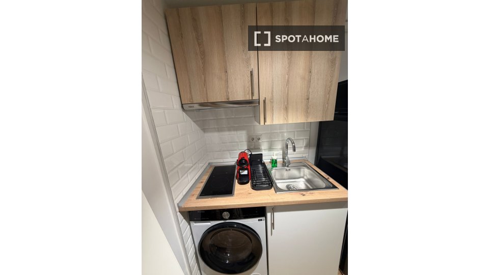 Estudio en alquiler en Embajadores, Madrid