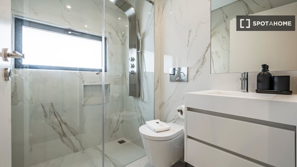 Apartment Porto, 2 beds, 85m² — photo 7