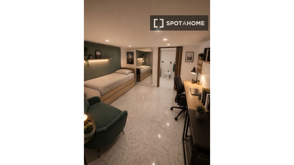 Apartment Naples, 5 beds — photo 12