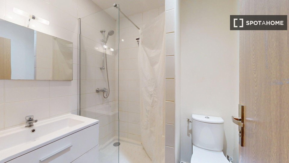 Double room Lille, 6 beds — photo 9