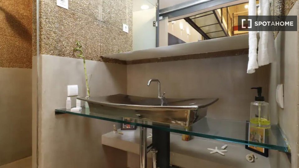 Apartment Madrid, 2 beds — photo 2