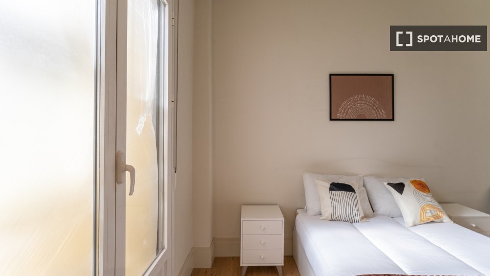 Double room Madrid, 6 beds — photo 17